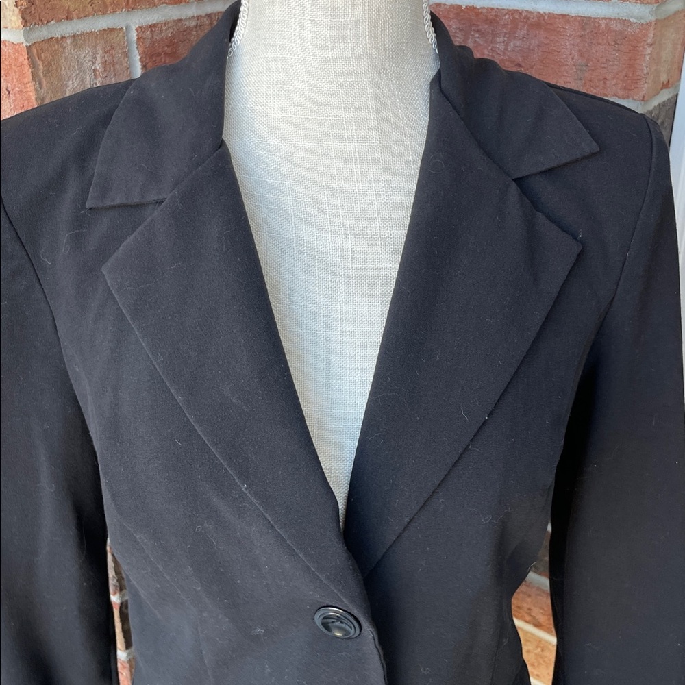 Bwear Classic Black Blazer - Picture 2 of 10